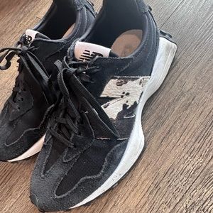 New Balance 327 Womans Size 7